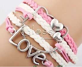 PULSERA  VINTAGE CUERO HELLO KITTY LOVE